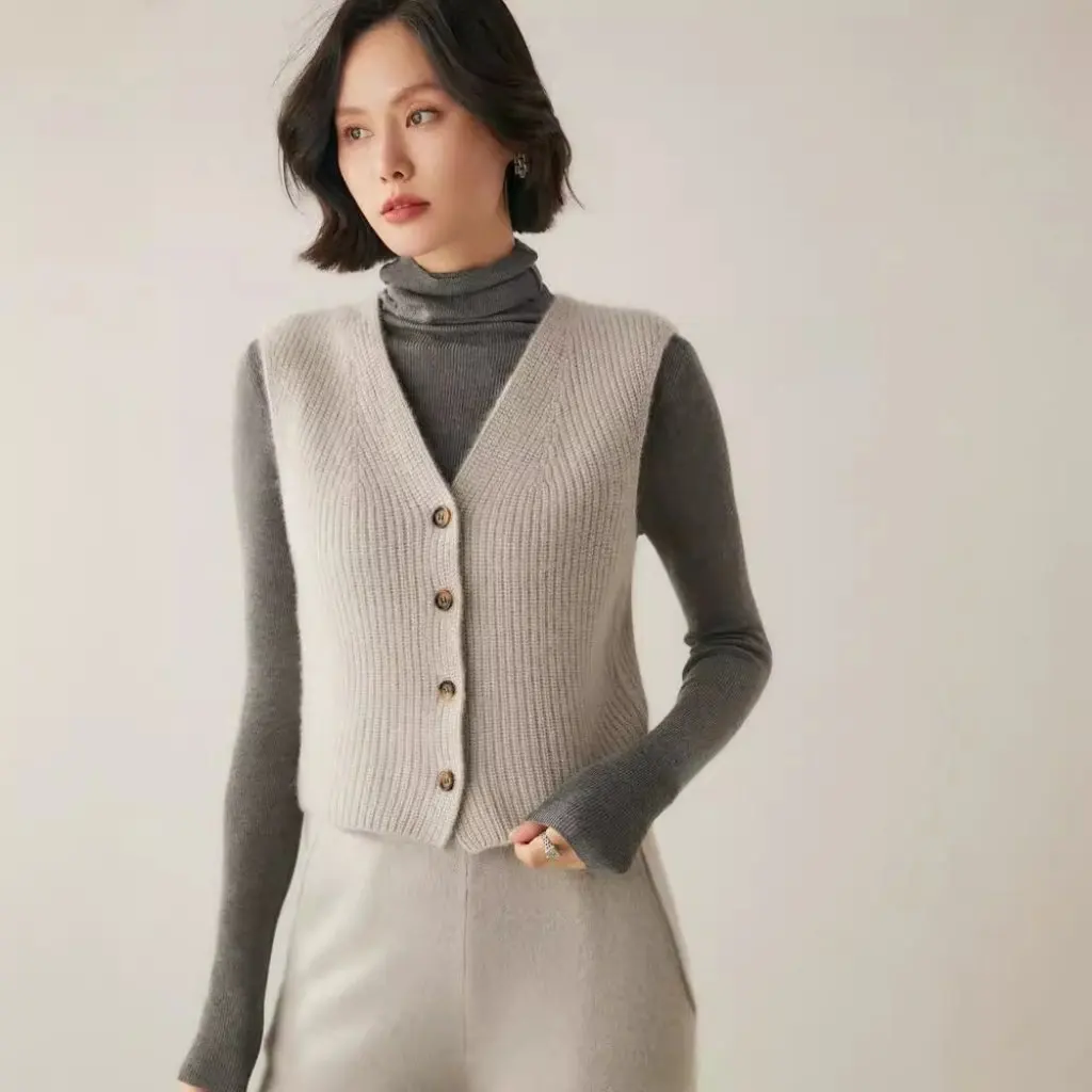 

Women's Cashmere Vest Autumn Winter Knitted Cardigan Short Sleeveless Layered Waistcoat Warm Comfortable Fashionable Top