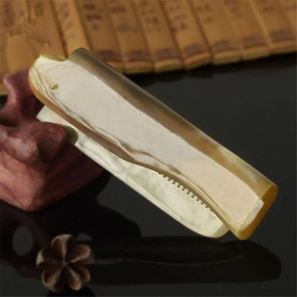 แฟชั่น Hairdressing หวีนวดแบบพกพาเครื่องมือดูแลเส้นผมแบบพับได้ Yak Horn Comb