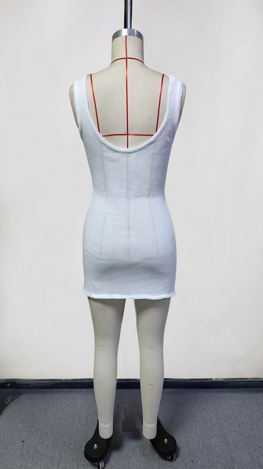 Robe de plage en tricot pour femmes, Sexy, ajourée, col en U, sans manches, Cover-Up pour Bikini, robe de vacances, été, 2026