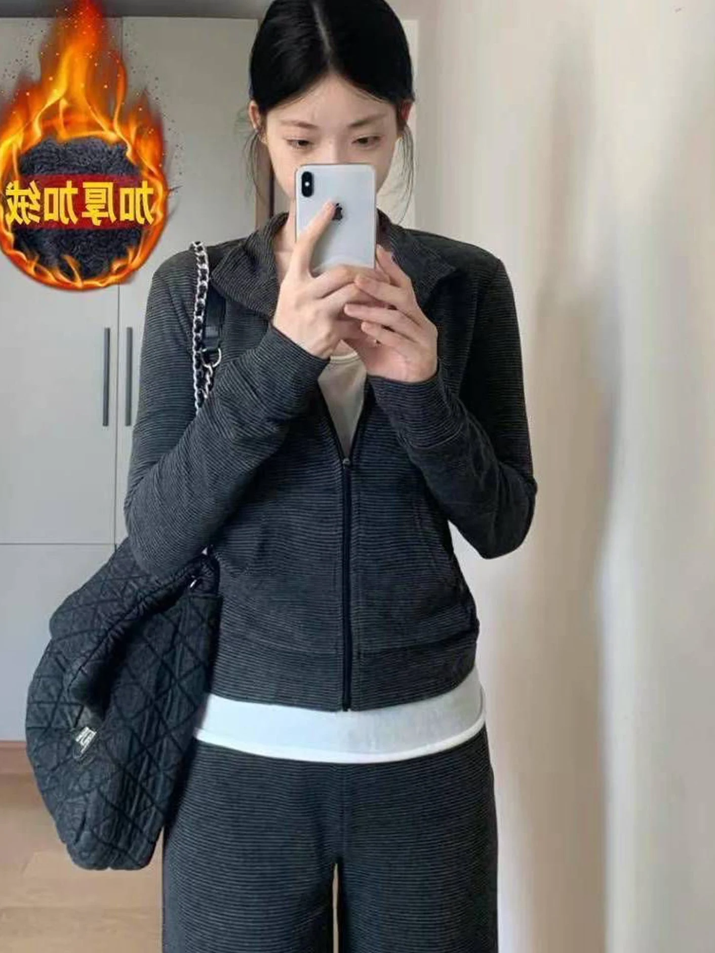 Women's Thickened Fleece Lined Slim Fit Striped Casual Sport Zipper Top Open Cardigan Outerwear Anti-Wrinkle Short Style