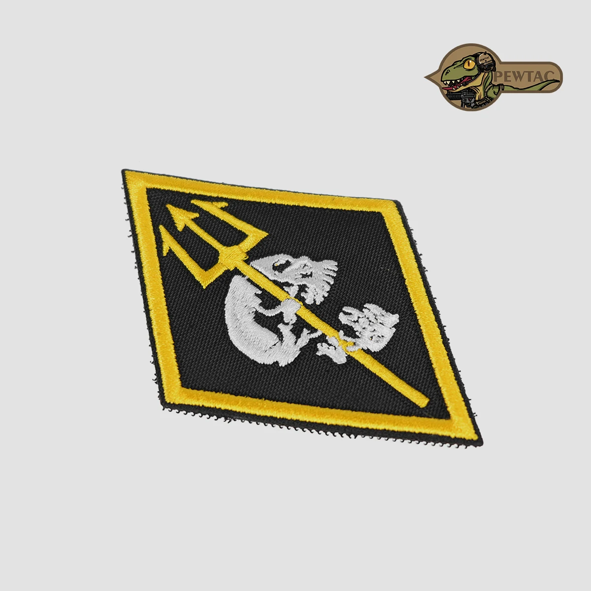 PEW Tactical Fog Forward Observation Group Morale Patch BZ013 Magic Stick Arm Badge Outdoor Camping Travel Supplies