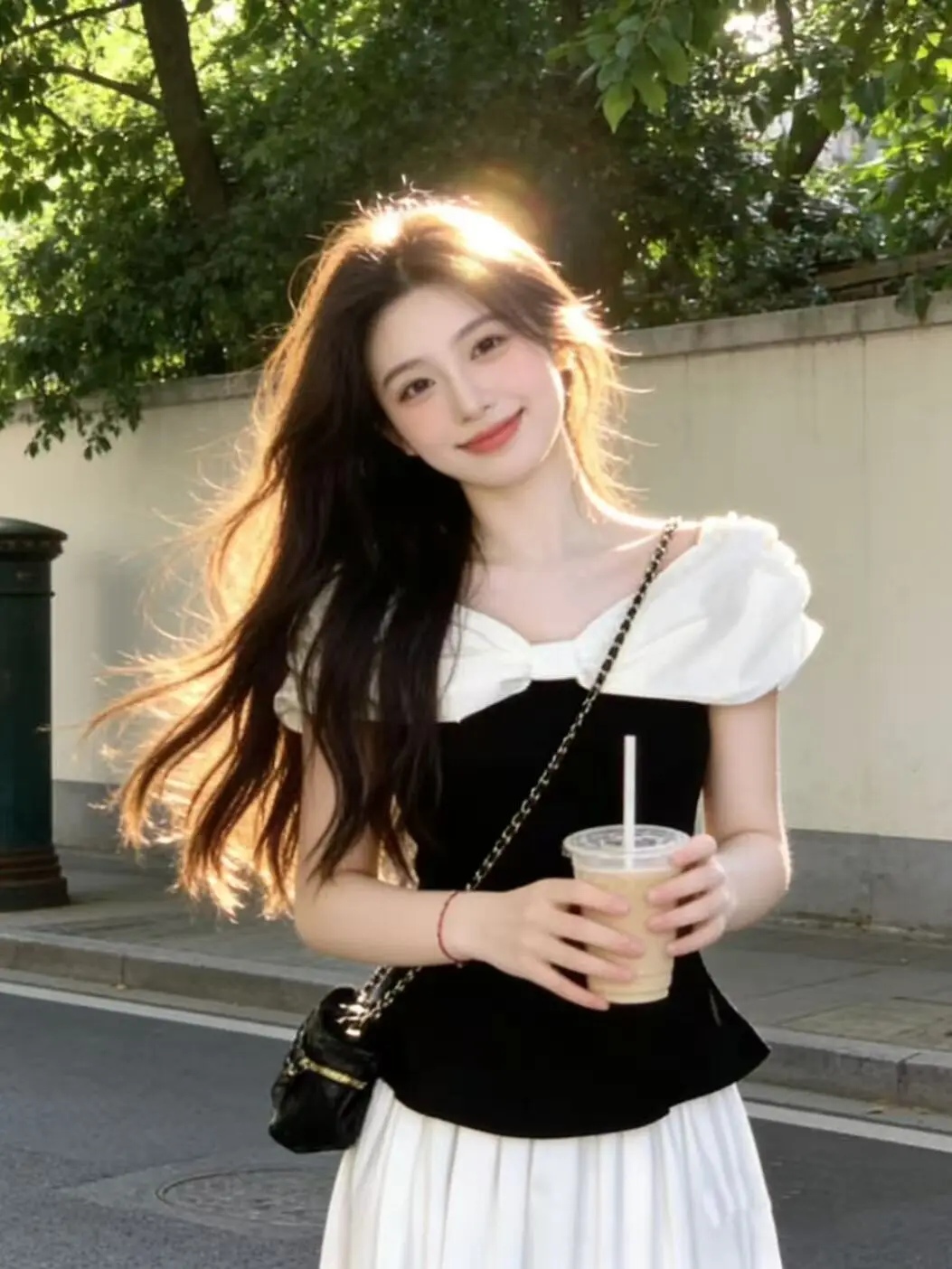 

Elegant Knot One Shoulder Women's T-Shirt Summer Slimming Short Sleeve French Style Cotton Polyester Blend Shirt