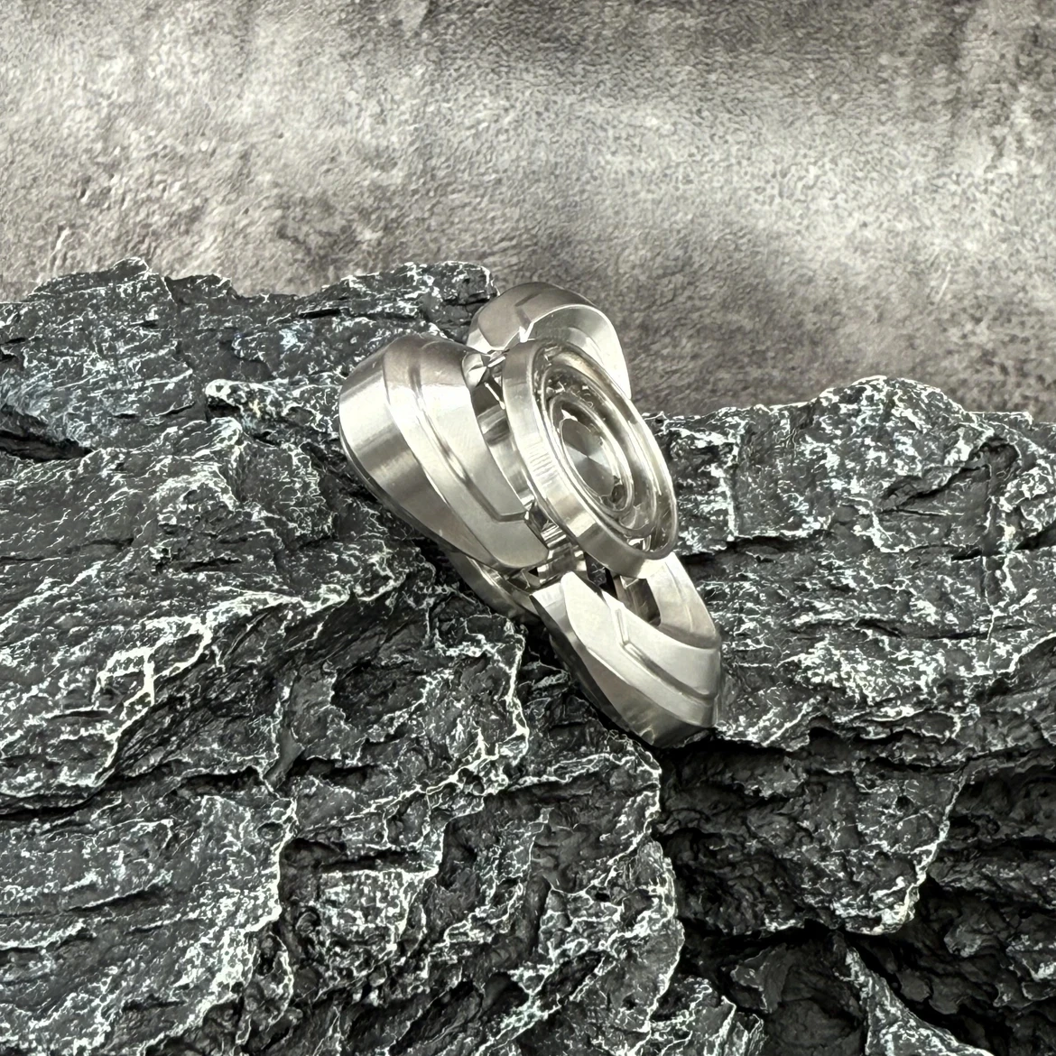 Jouets sensoriels en métal Fidget Spinner curseur EDC Anti-Stress outil de mise au point tdah taille de poche Durable roulement à billes en acier inoxydable cadeau