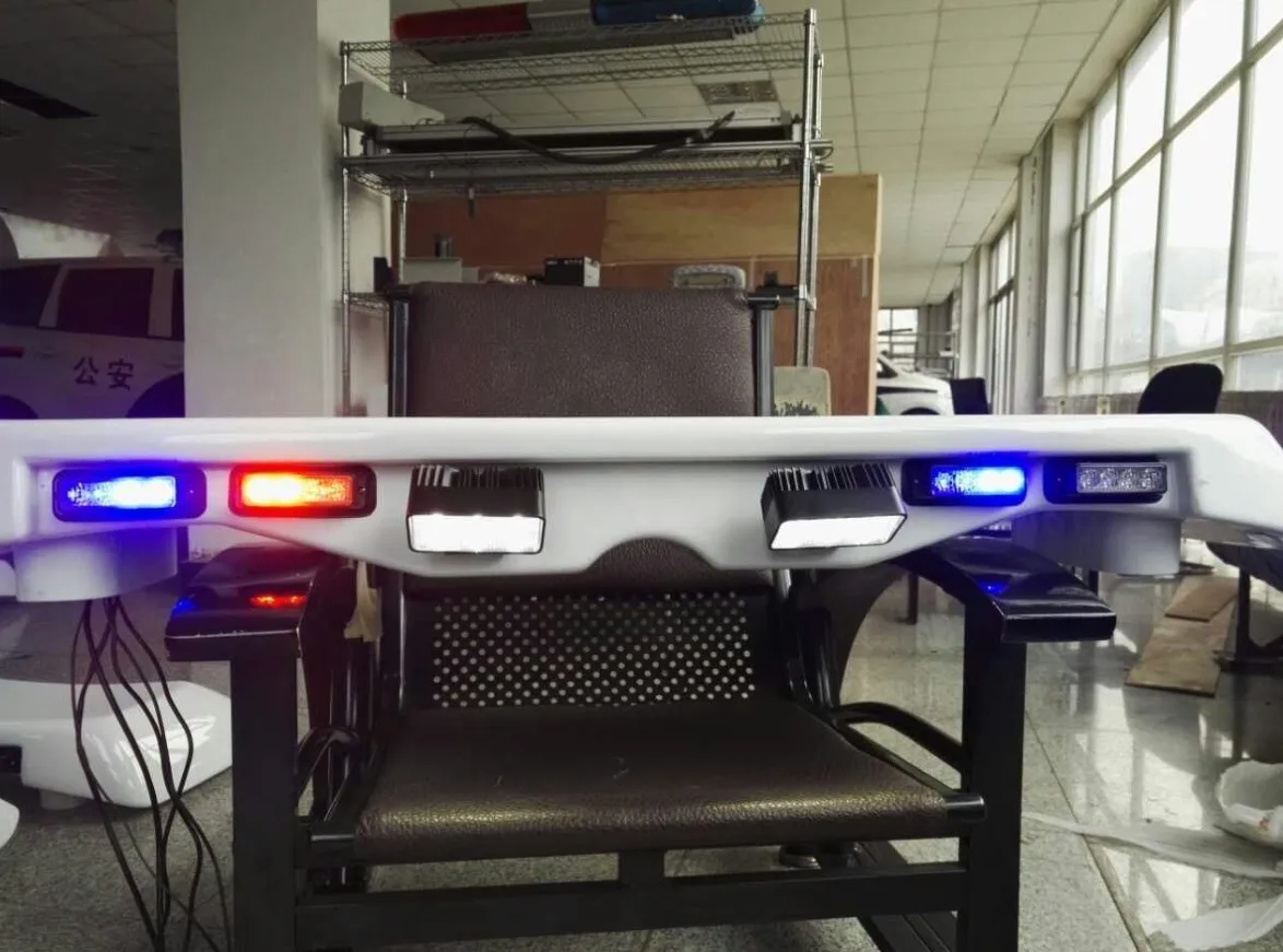 Glass fiber reinforced car rear roof wing spoiler with led lighting system