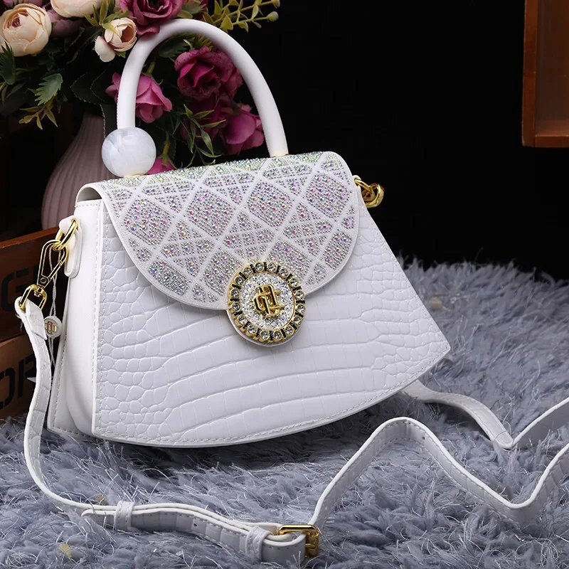 Luxury Designer Brand New High Quality Cowhide Diamond-set Handbag Women\'s Fashion Single Shoulder Crossbody Bag Free Shipping