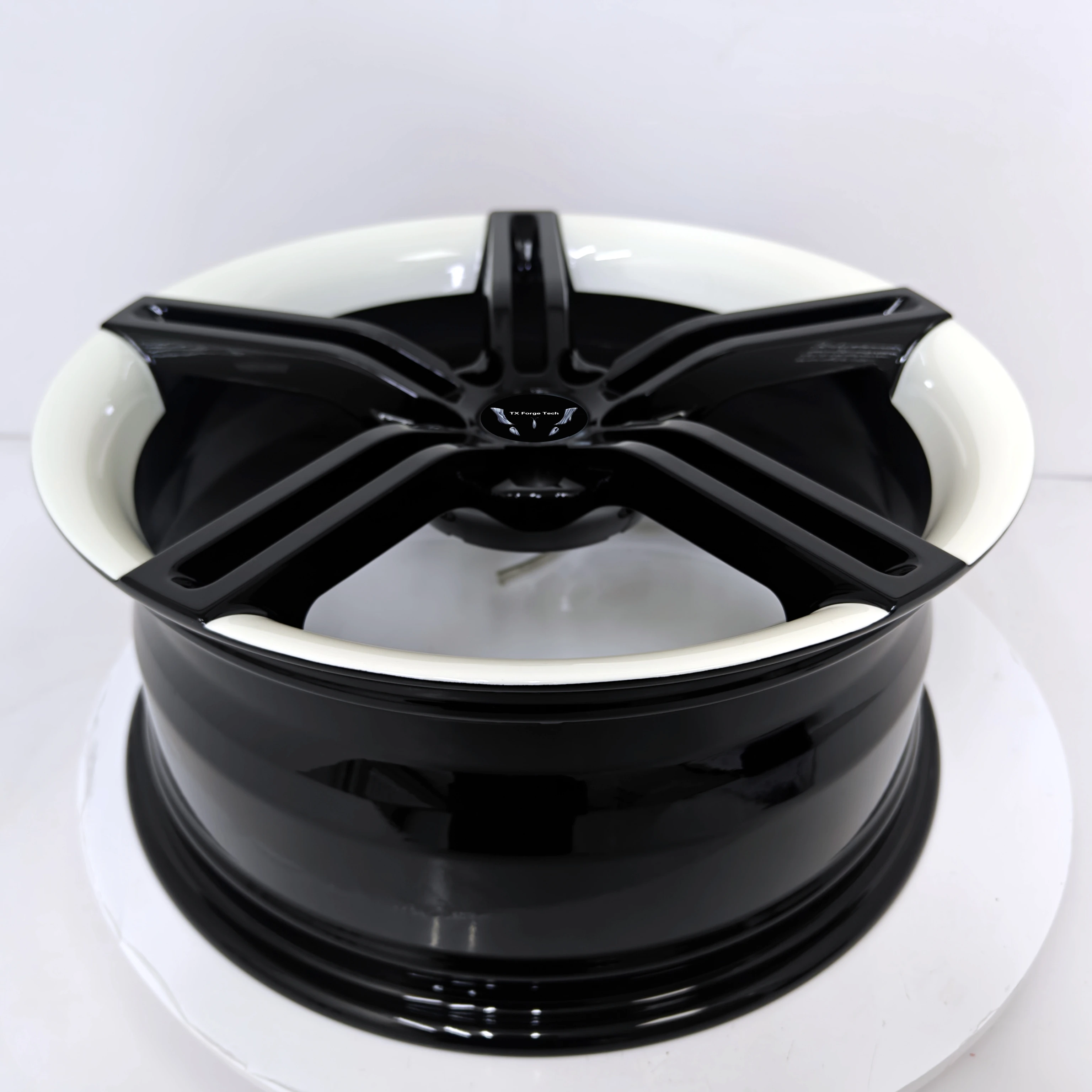 Factory Design Customizable Size Aluminum Alloy Wheels Passenger Car Rims Suv Hub for Vehicle Wheel