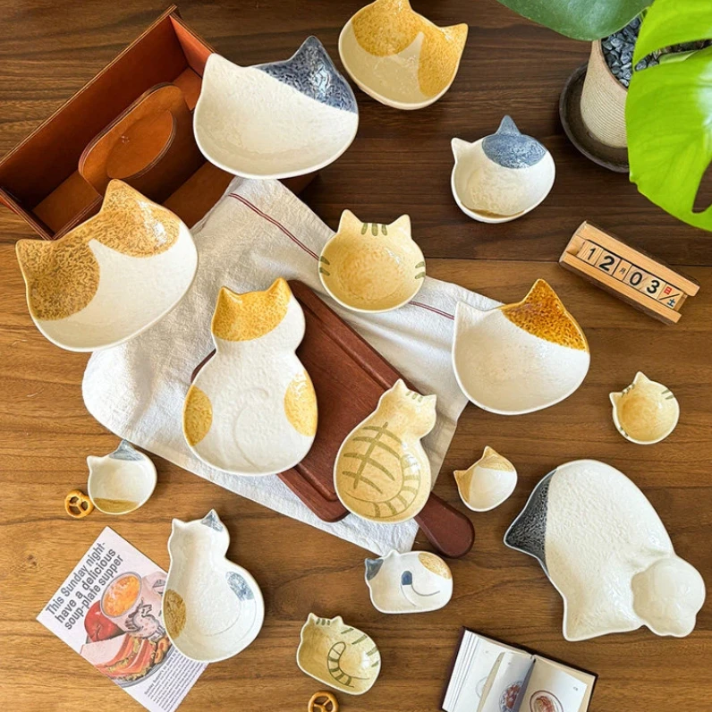 Japan Ceramic cartoon cat sauce dish Creative cute cat face shape condiment dish small plates Home kitchen supplies tableware