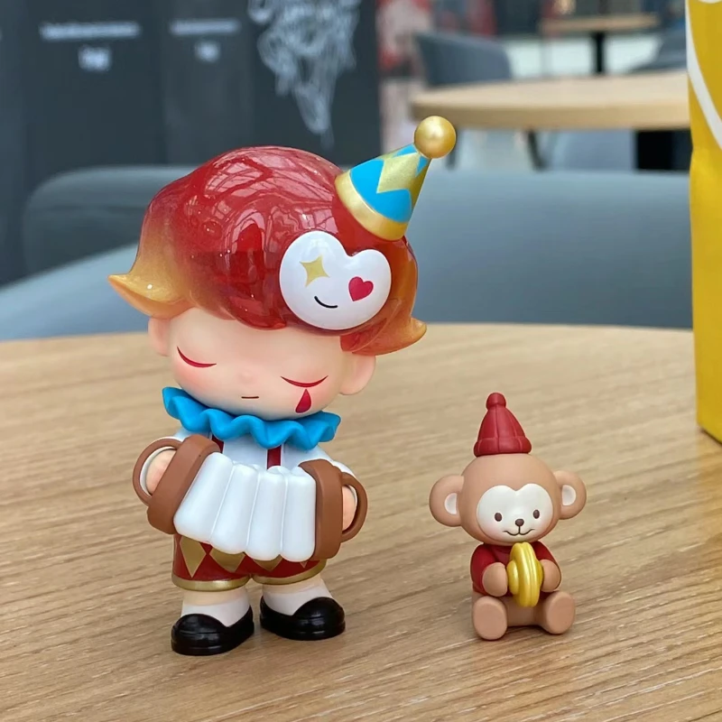 

Original Dimoo We Are Performers Action Figure Play The Accordion with Little Monkey Kawaii Boy Designer Toy Collections