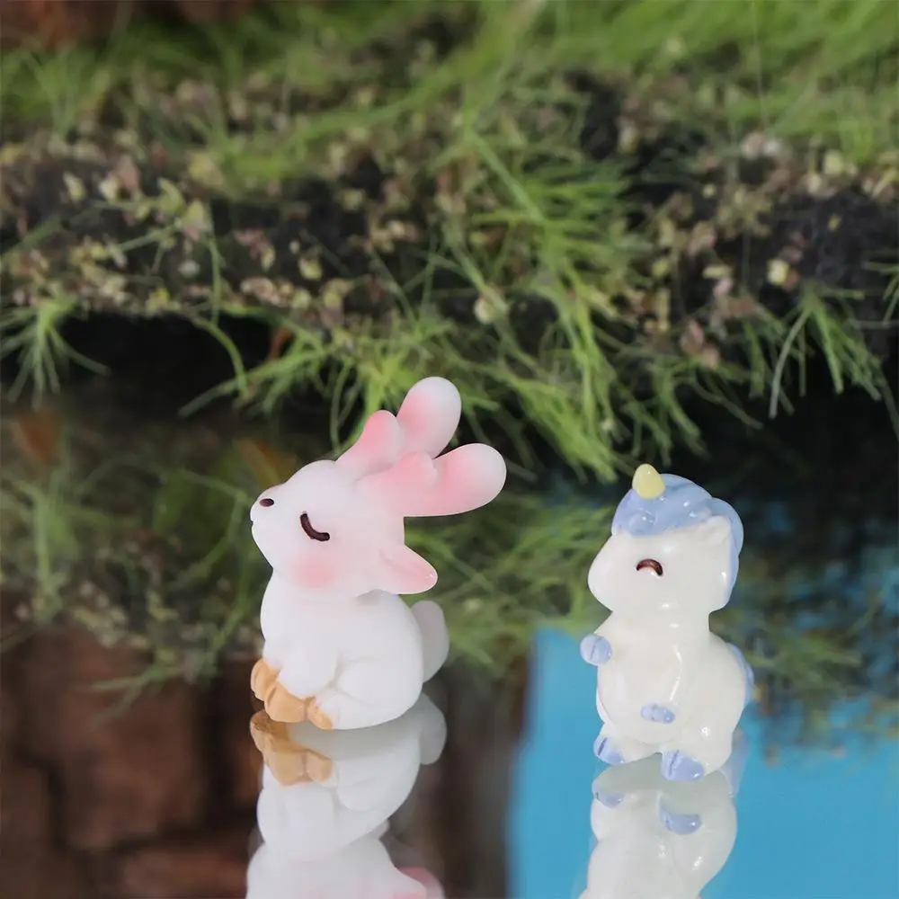 

Cartoon Sika Deer Figurines Resin Crafts Cute Elk Miniature Figurines Realistic Mini Micro Landscape Ornaments Desk Accessories