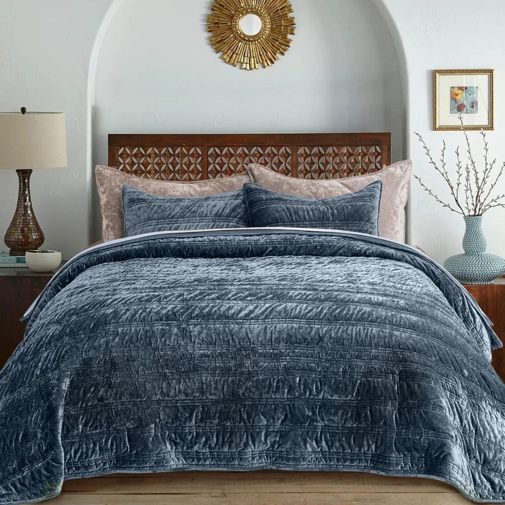 

Queen Size Luxurious Velvet Quilted Bedspread Set, Soft Lightweight Comforter Coverlet