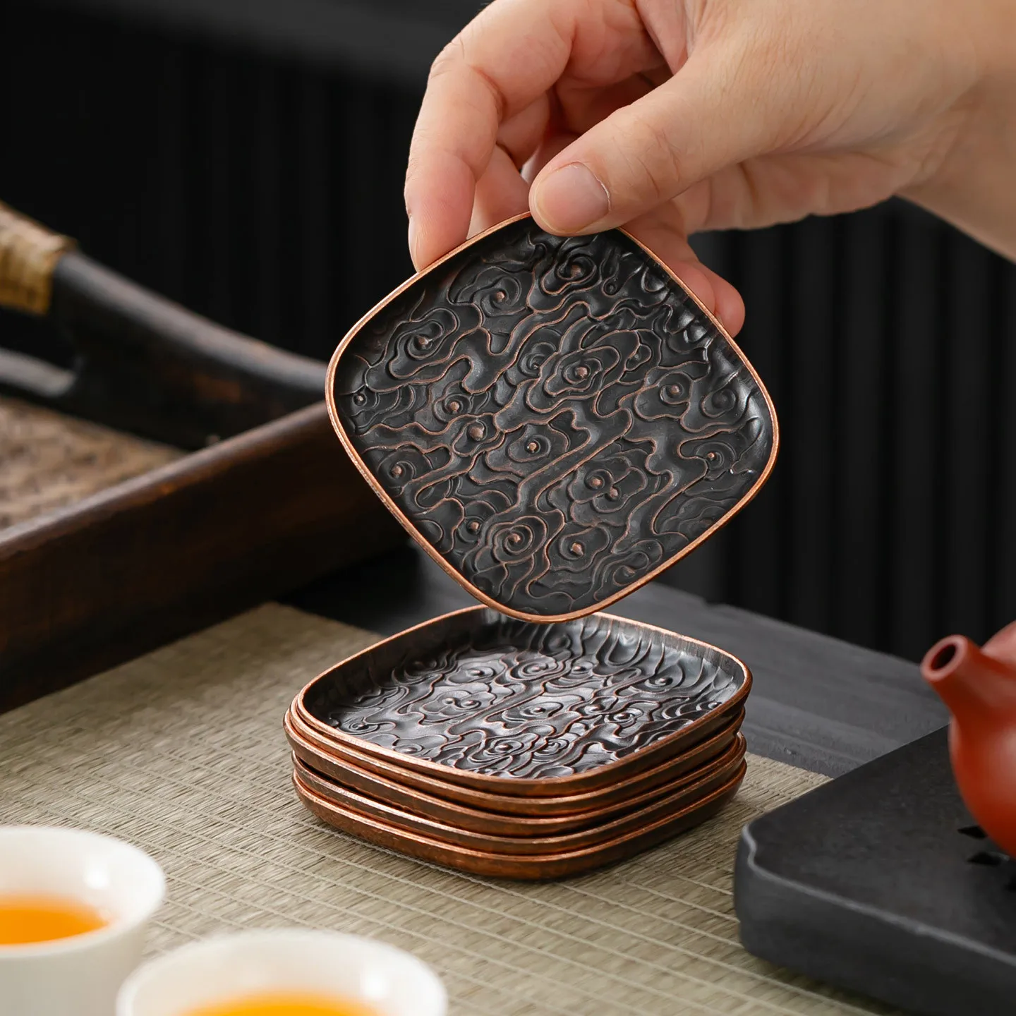 

Alloy retro small square cup coaster, cup holder, heat insulation, tea cup, teapot mat, tea set accessories, Japanese style