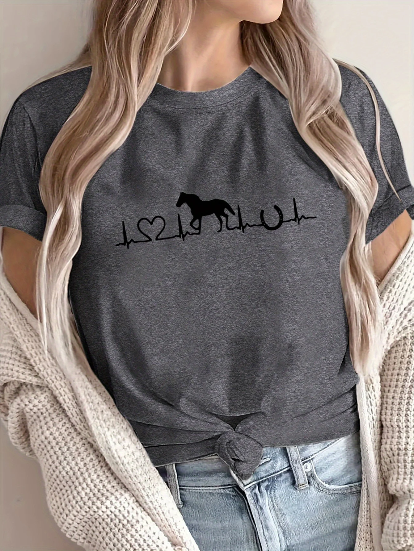 Love Running Horse New Women's T-shirt Summer Edition Round Neck Short Sleeve Comfortable Breathable Fabric Casual Soft Style