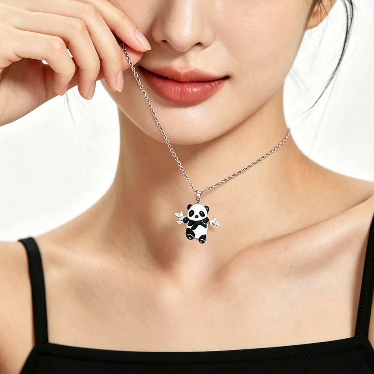 Unift Cute Panda Necklace for Women Stainless Steel Fashion Animal Pendant Necklace Adorable Panda Clavicle Chain Jewelry Gift