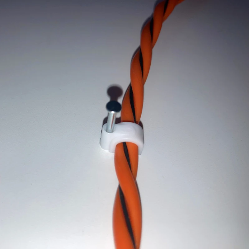 Clips de clavos de cable tipo círculo de 4mm, 6mm, 8mm y 10mm, materiales PE con acero