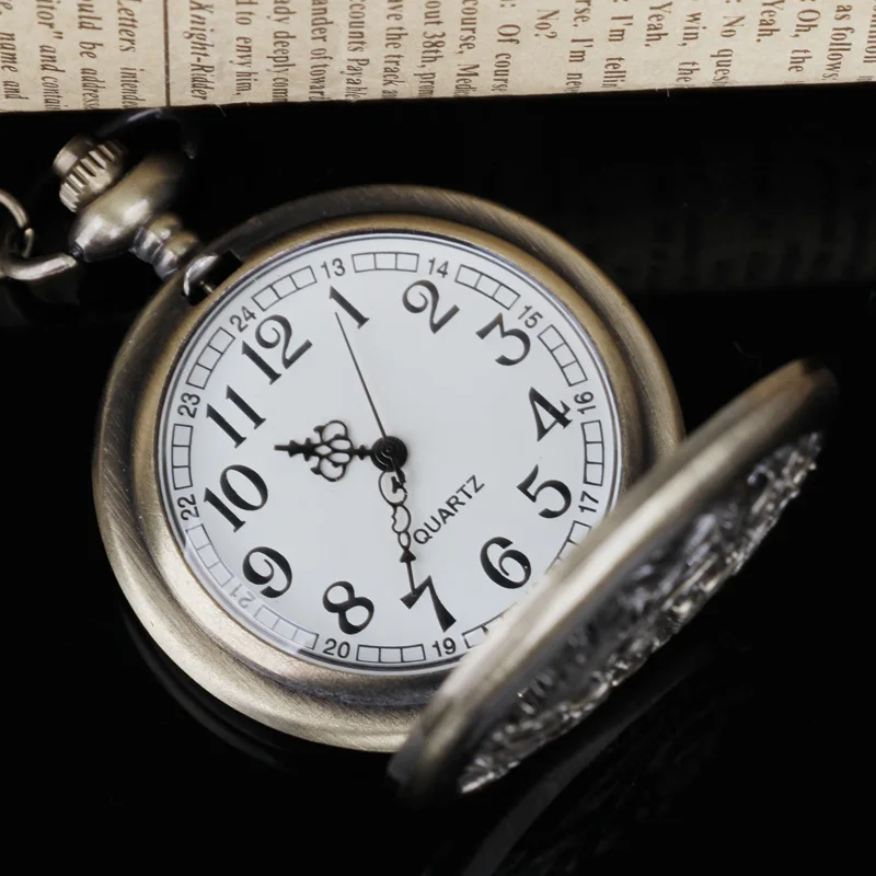 خمر التنين البرونزي تصميم جوفاء كوارتز ساعة الجيب ساعات الجيب للنساء الرجال مع سلسلة فوب هدايا عيد الميلاد عيد الميلاد