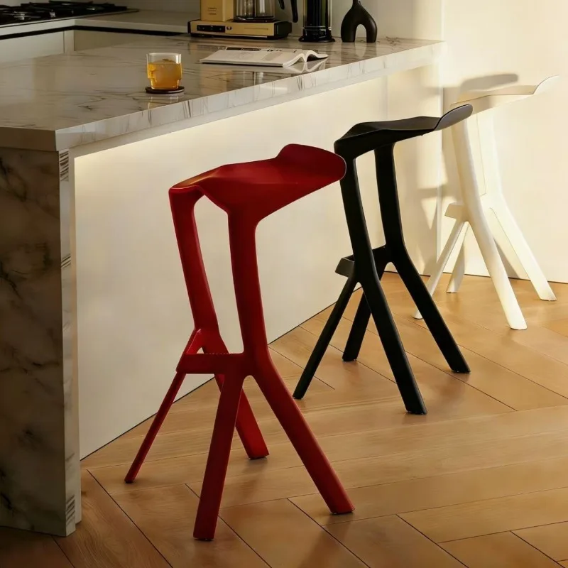 Nordic Creative Shark Mouth Bar Chair Plastic Backrest High Stool Designer Restaurant Reception Stackable Home Furniture Hot New