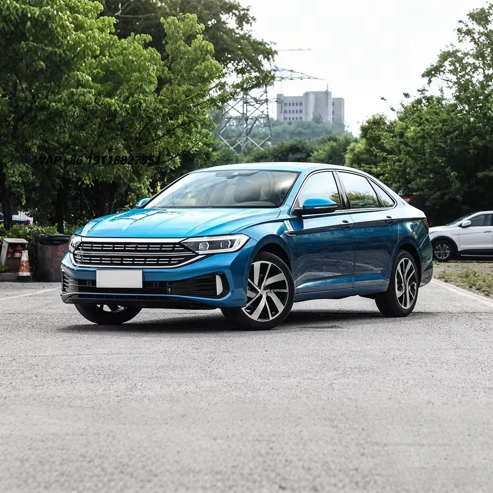 Auto 2023 para VW Sagitar/Jetta, Sedán de 4 Puertas y 5 Asientos con Caja de Cambios Automática, Volante a la Izquierda
