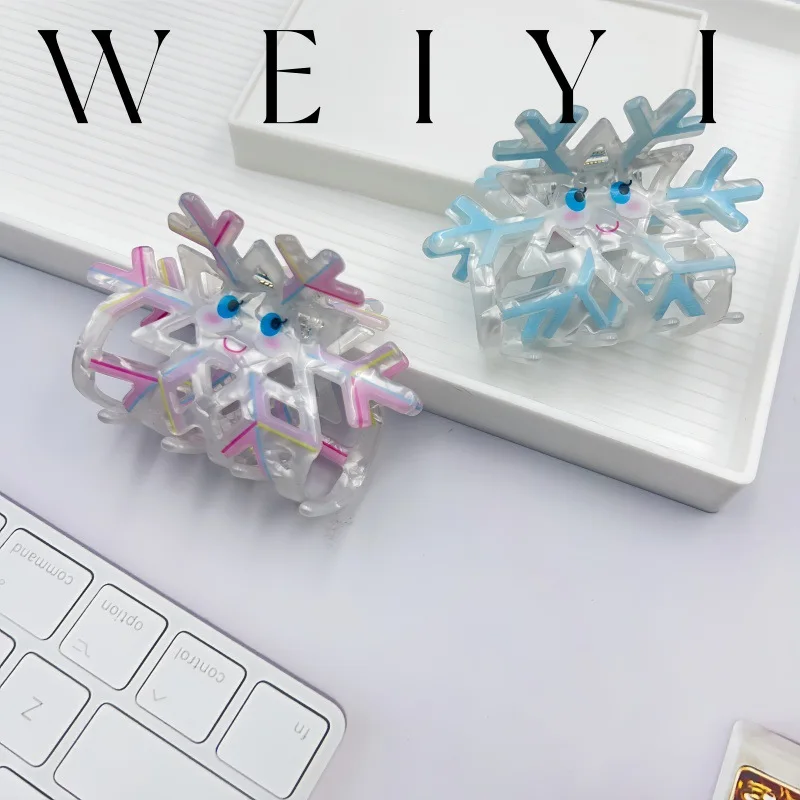 

NEW Cute Cartoon Snowflake Hair Claw Winter Acrylic Claw Clips Christmas Gift Hair Clips INS Hair Accessories for Women Girls