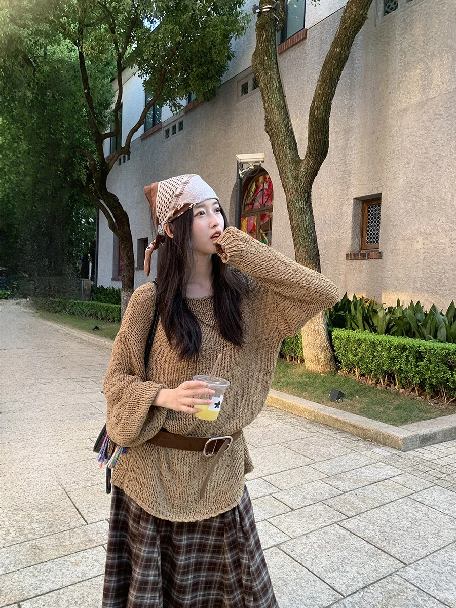 

Вязаный свитер однотонный универсальный для многослойных образов, повседневный, с круглым вырезом, длинными рукавами, свободного кроя, женский