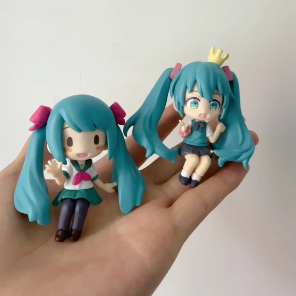 Heißer Q-Version Miku 16. Jubiläum Nudelstopper-Figur mit niedlichen Bohnenaugen – Sammlerstück für Desktop-Dekoration und Spielzeug
