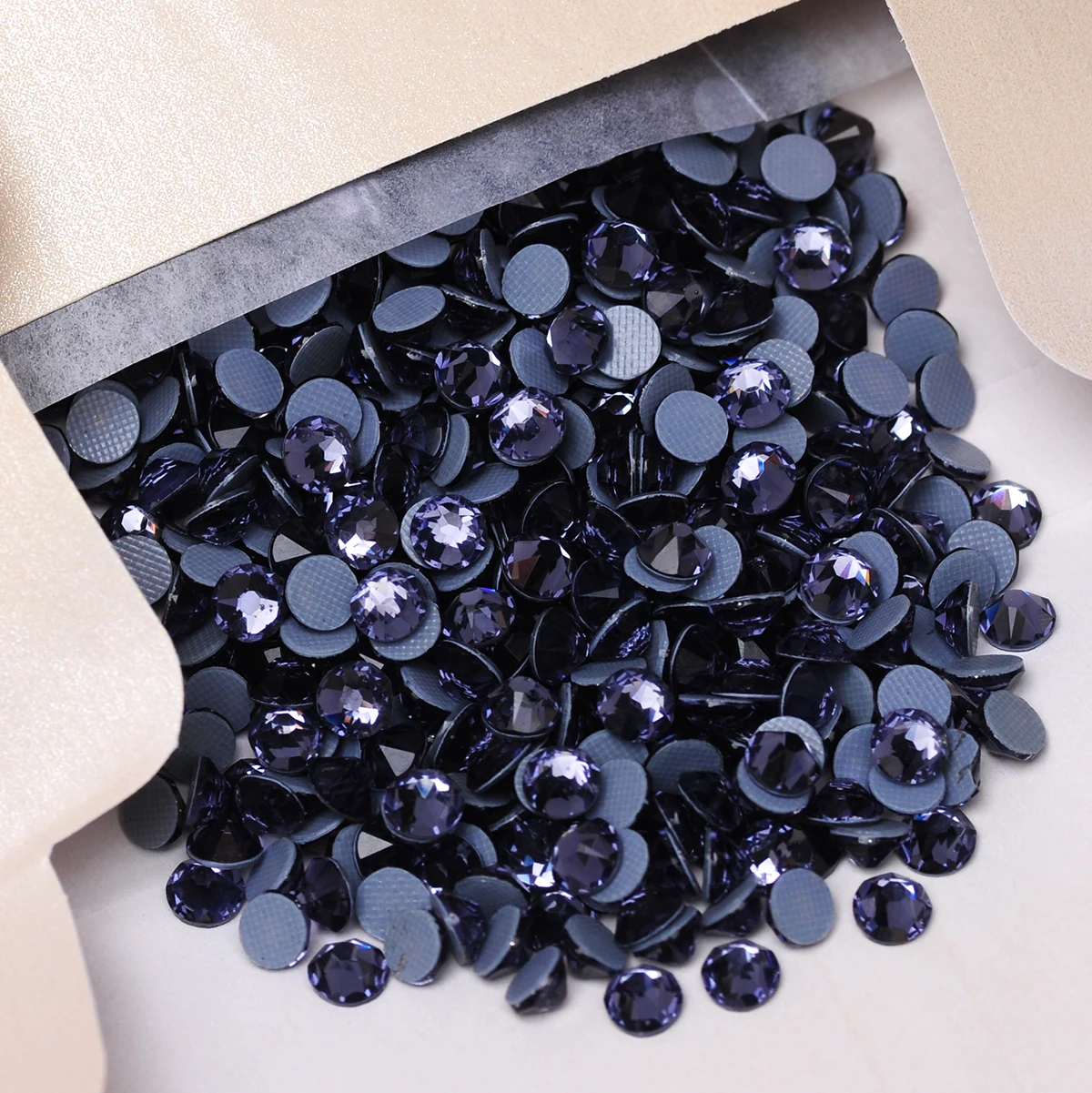 

Танзанитовые стразы Xirius Hotfix, 8 больших и 8 маленьких кристаллов, DMC, пришивные, для одежды, платьев, шитья, ткани