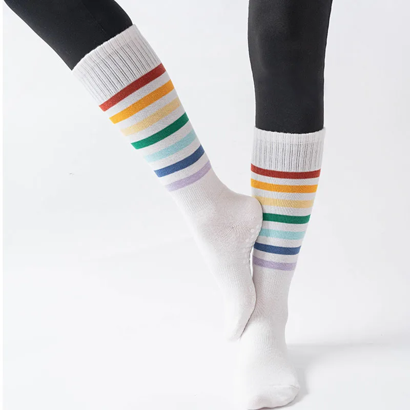 Yoga Socken Frauen Streifen Haufen Punkt Silikon rutsch feste Pilates über den Waden socken