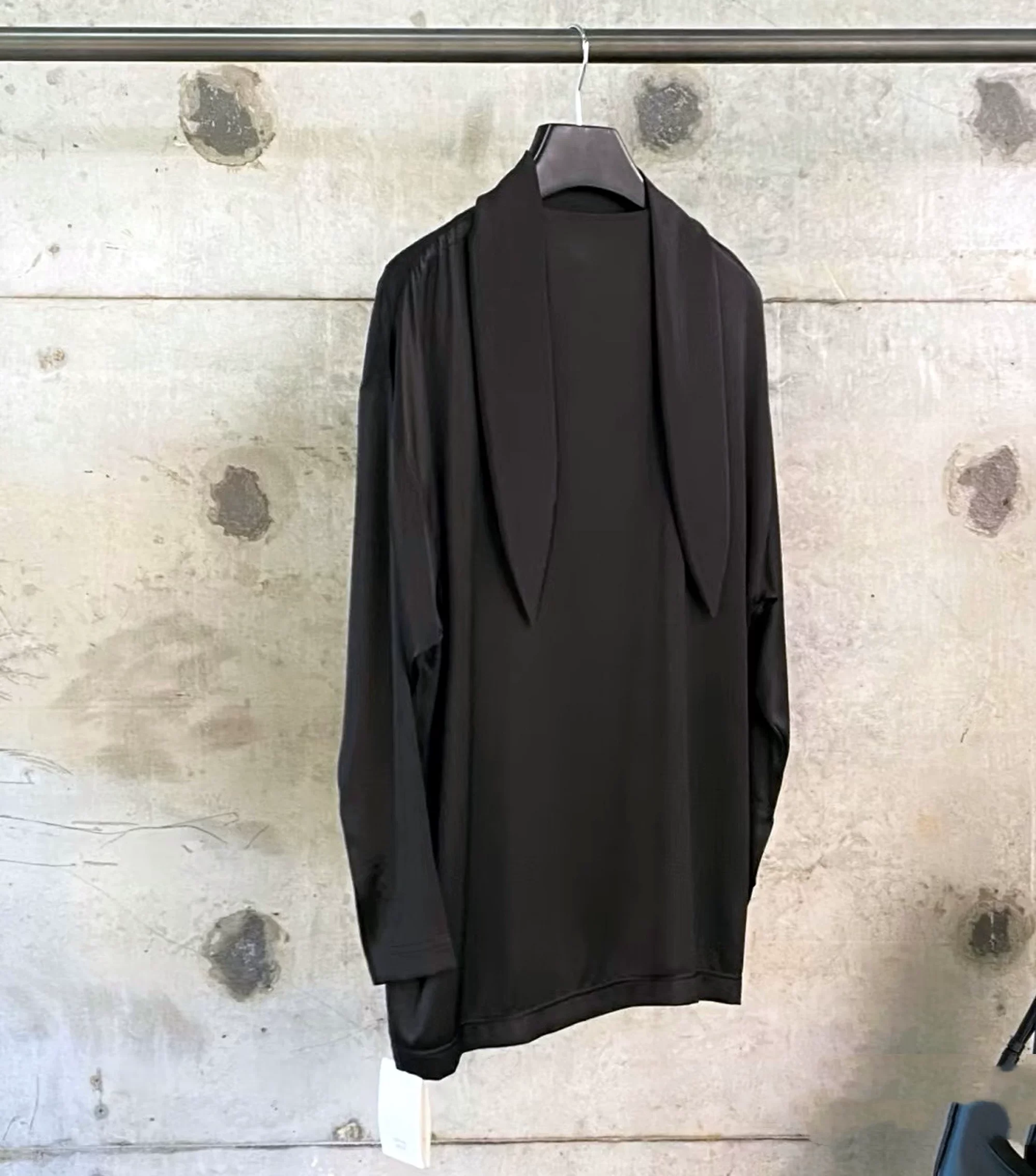 Silk Blouse - Blusa de Seda Satin Luxuosa Preta