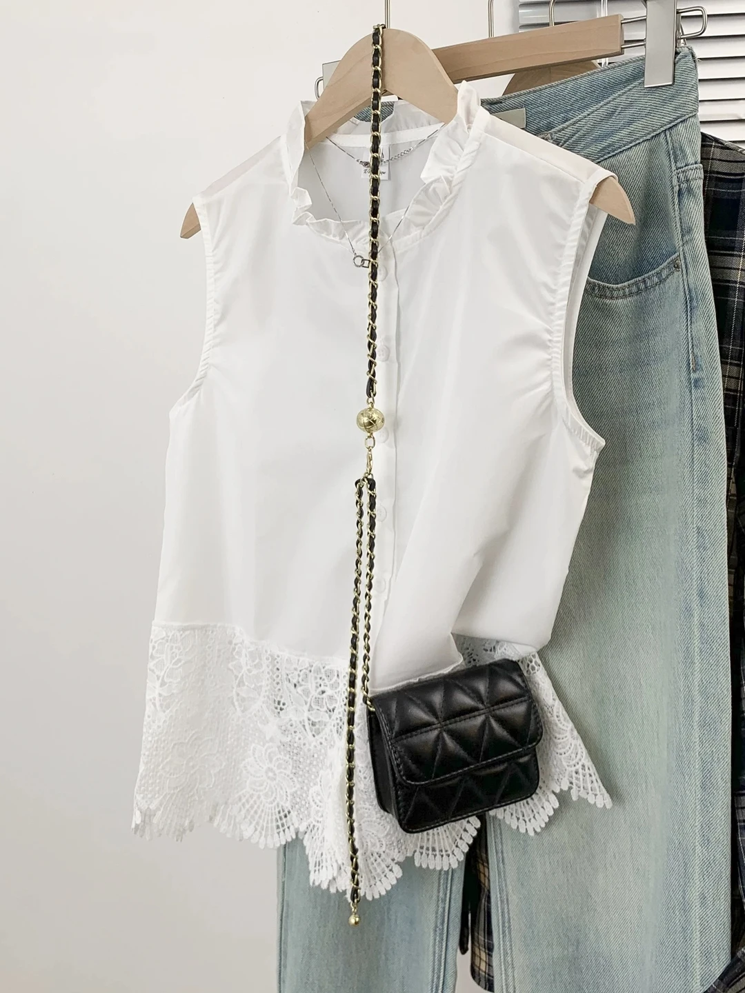 

Lace Hook Flower Sleeveless Shirt Women Summer New Large Size Loose Belly Cover Ear Wood Top Korean Style Slimming Shirt