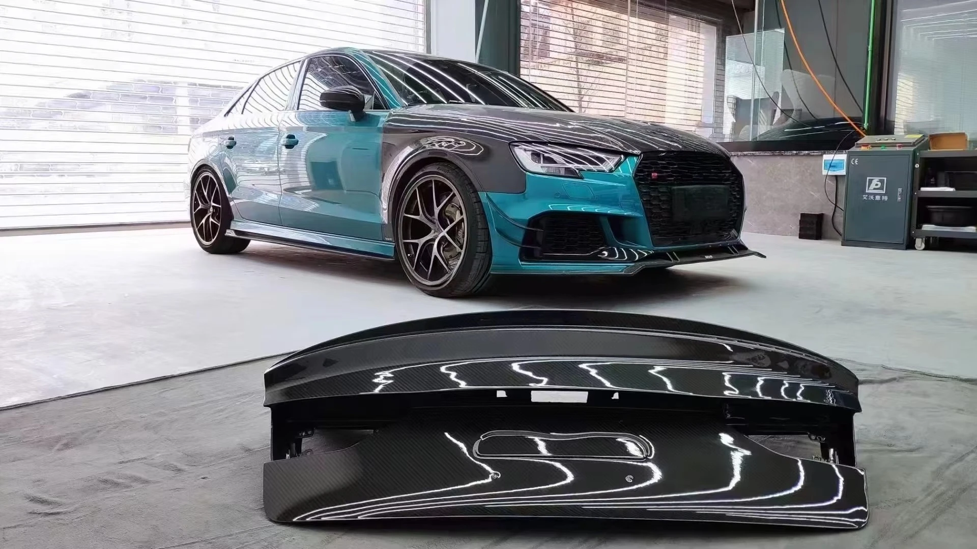 

RS3 2017-19-Fit Premium Lightweight Dry Carbon Fiber Rear Trunk Cover