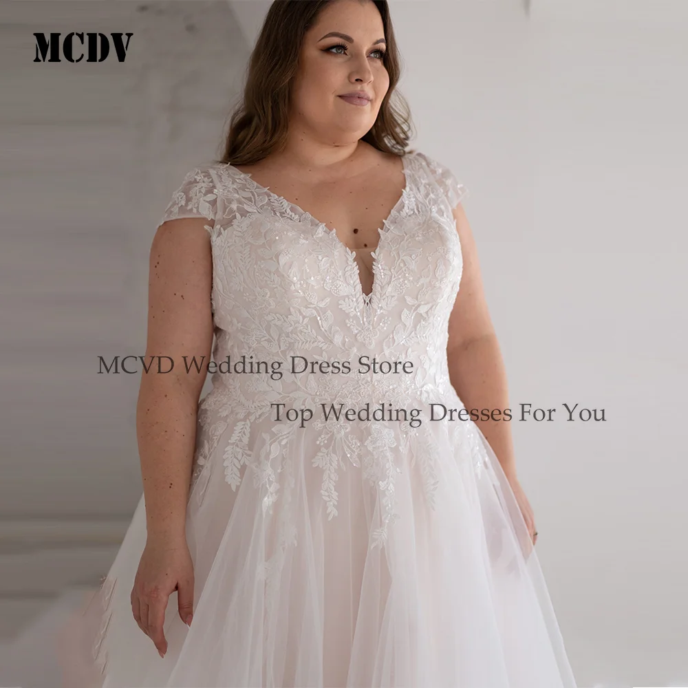 MCDV robes de mariée en dentelle pour femmes grande taille a-ligne Applique Cap manches Tulle Boho robes de mariée dos nu balayage Train personnalisé