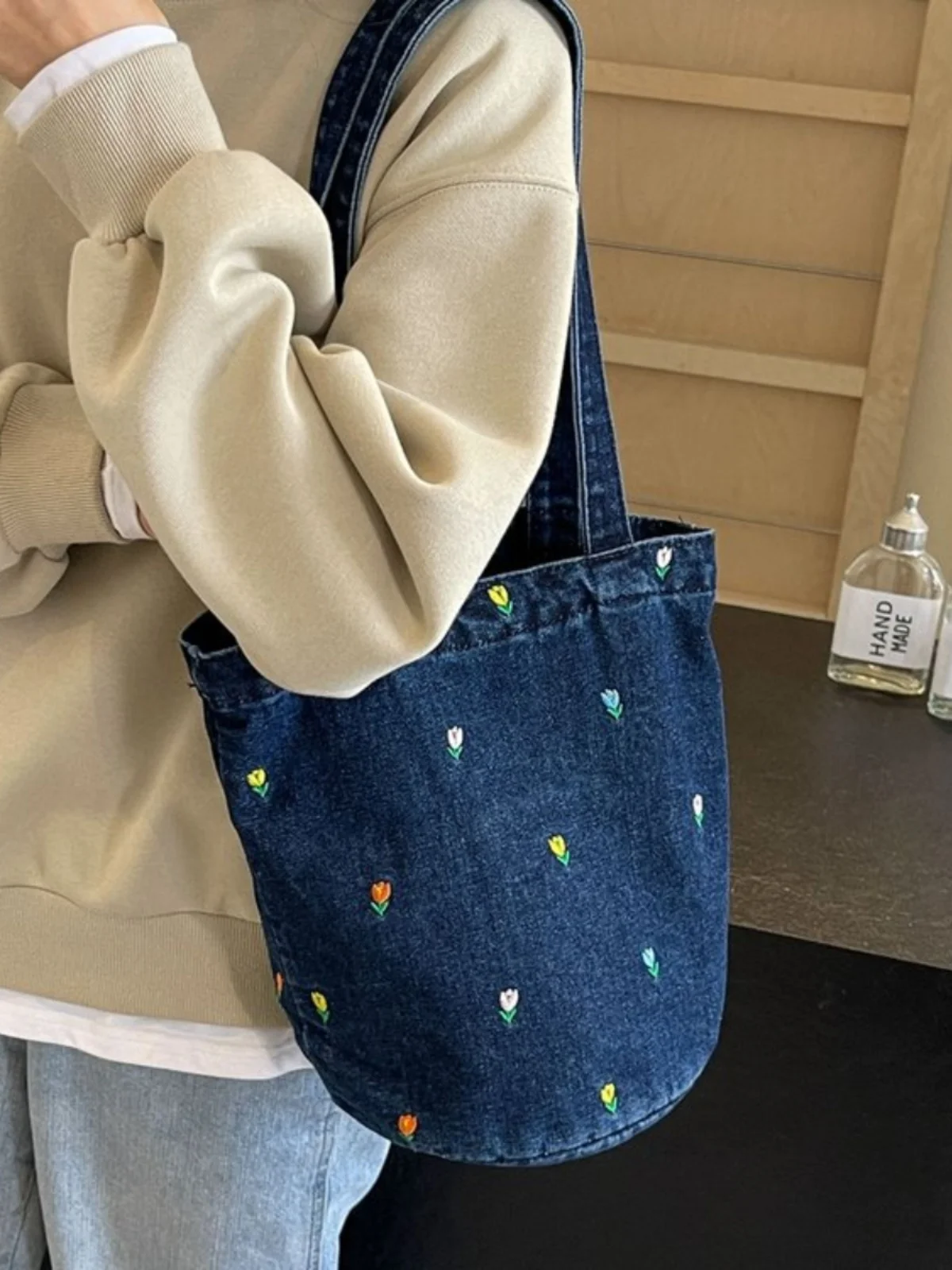 

Женская сумка через плечо, большая вместительная джинсовая сумка-тоут, модная сумка под мышками в стиле Харадзюку, клатчи, простые женские пригородные сумки 2025