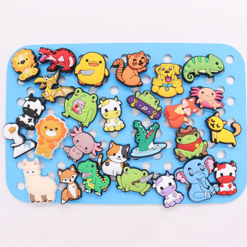 1pcs Cartoon Cat Dinosaur Dog Cow Frog Lion PVC Shoe Charms Buckle Clog Accessories Children Adorable Decoration Holiday Present