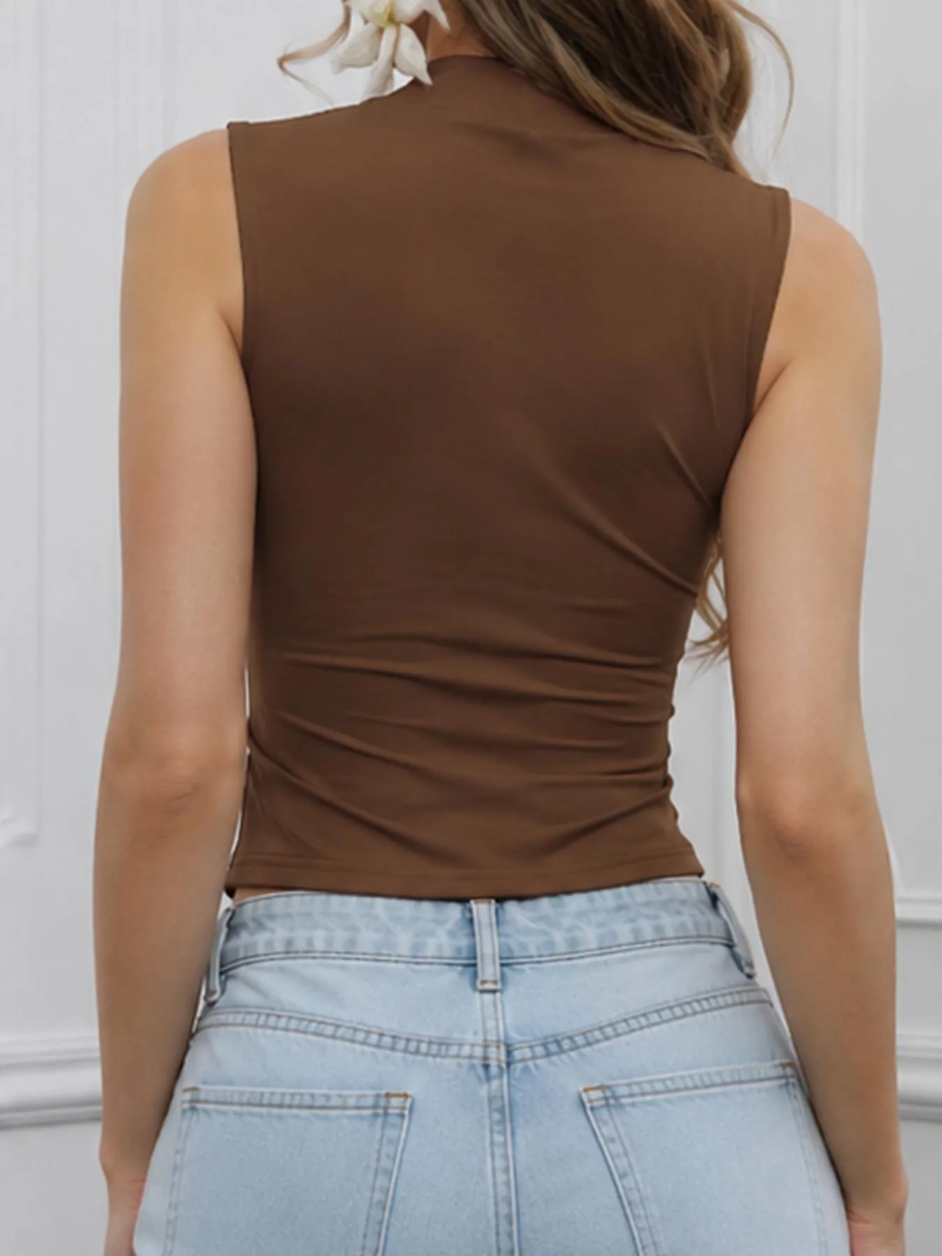 Vintage Brown Stand‑Collar Halter Cut‑Out Tank Top, Front Lace‑Up Split Hem Sleeveless Cropped Blouse Y2K Spicy Girl Crop Top