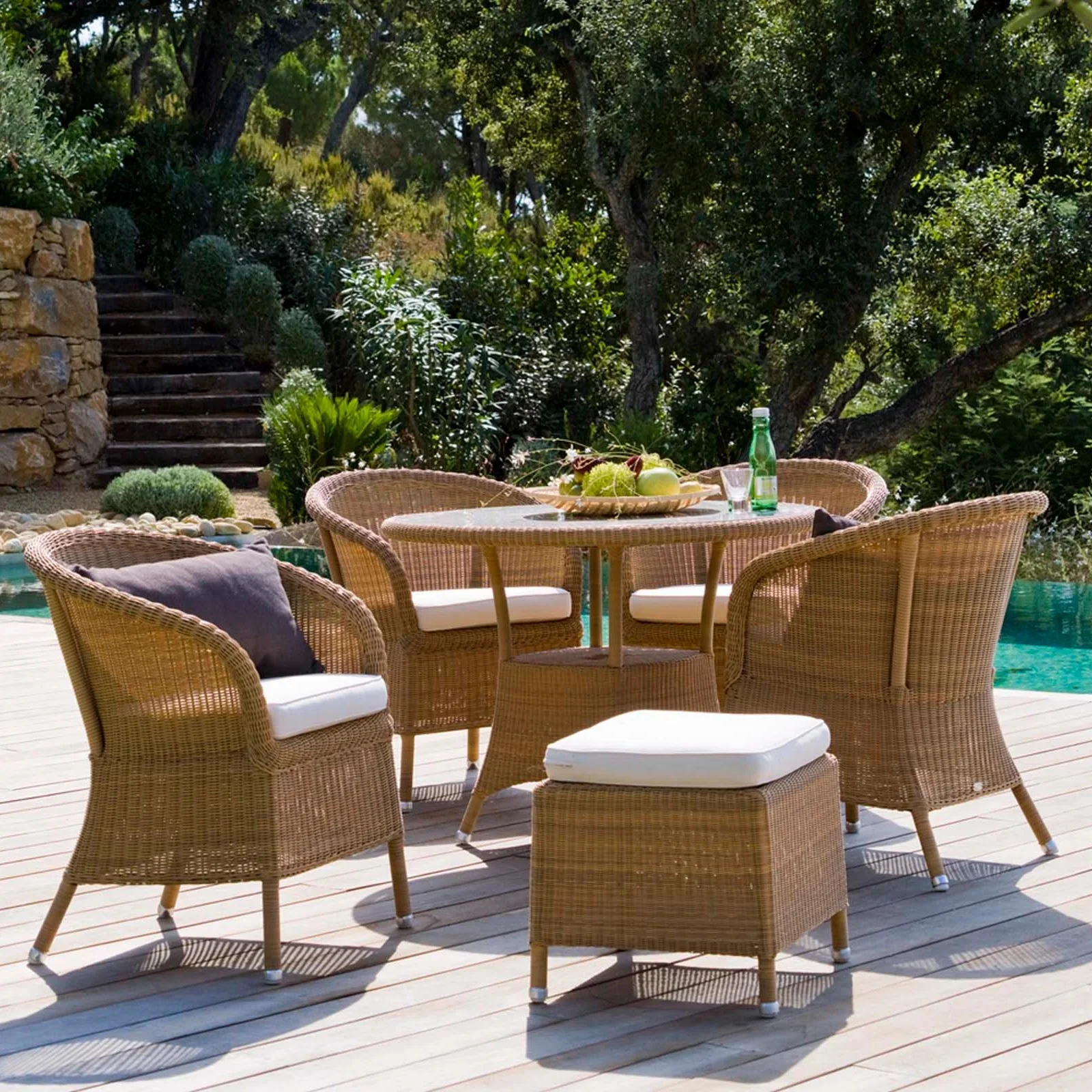 #Waterproof Durable Comfortable Synthetic Rattan Hand Woven Modern Garden Furniture Outdoor Wicker Chair Living Room Courtyard