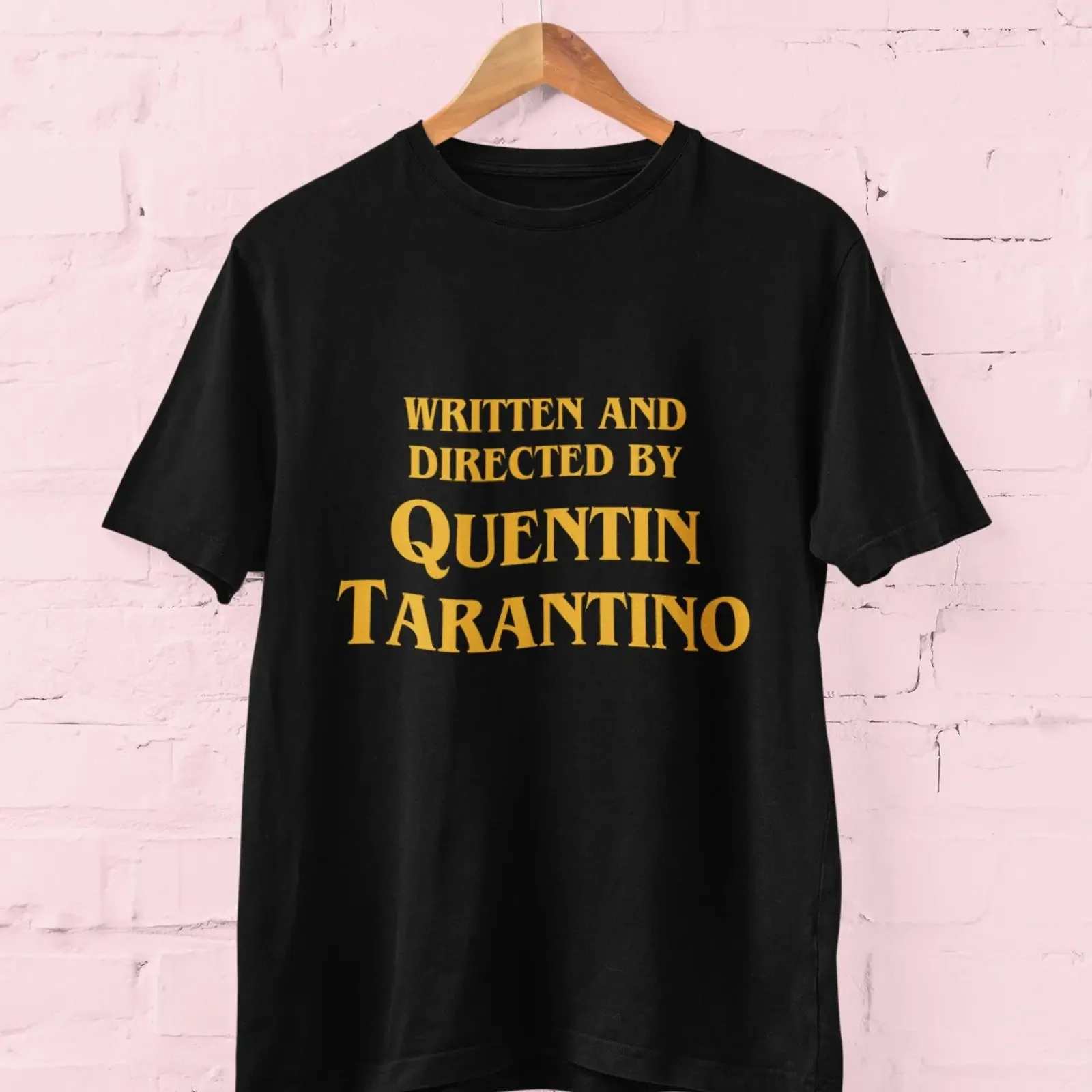 t-shirt-decontracte-unisexe-style-vintage-delave-extensible-et-elegant-ecrit-et-realise-par-quentin-tarantino-pour-les-amateurs-de-films-et-les-realisateur-e-s