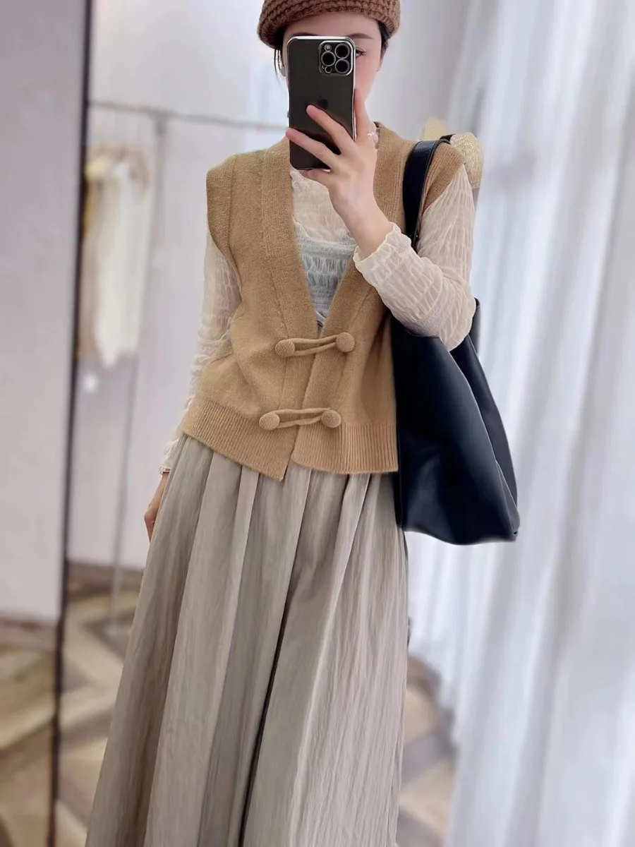 Vintage Chinese Style Women's Knitted Waistcoat Spring Autumn Fashion Button Loose V-Neck Office Lady Casual Sleeveless Vest