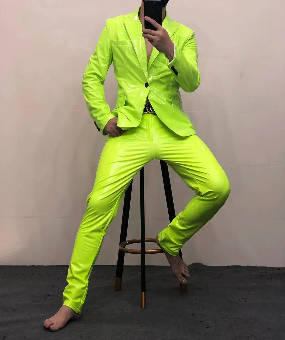 

Hip Hop Rock Male Singer Stretch PU Outfits 16 Colurs Fluorescent Yellow Black Men Skinny Motorcycle Leather Suit Jacket+Pants