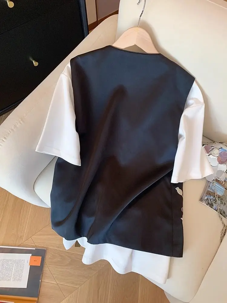 الأزهار المطرزة الحرير الحرير سترة المرأة الرجعية الصينية خمر العرقية نمط بلوزات بلا اكمام المتضخم