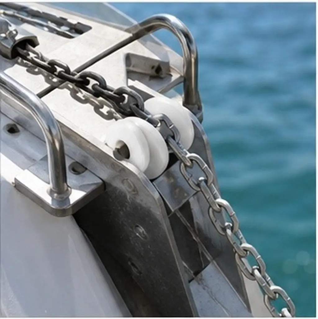 2Pcs Boat Anchor Roller White Nylon 2.4x2.4x2.2 Shock-Resistant Marine Anchor Guide Bow Docking Replacement Wheel Heavy Duty