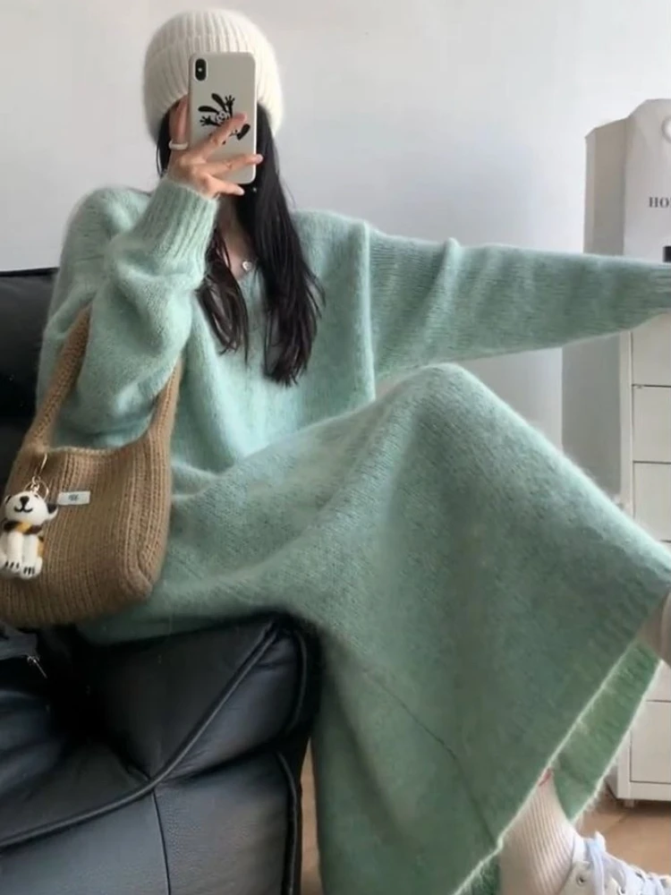 2026 Fall Winter Relaxed Fit Long Sweater Dress French Vintage Thickened Over Knee Base Layer New