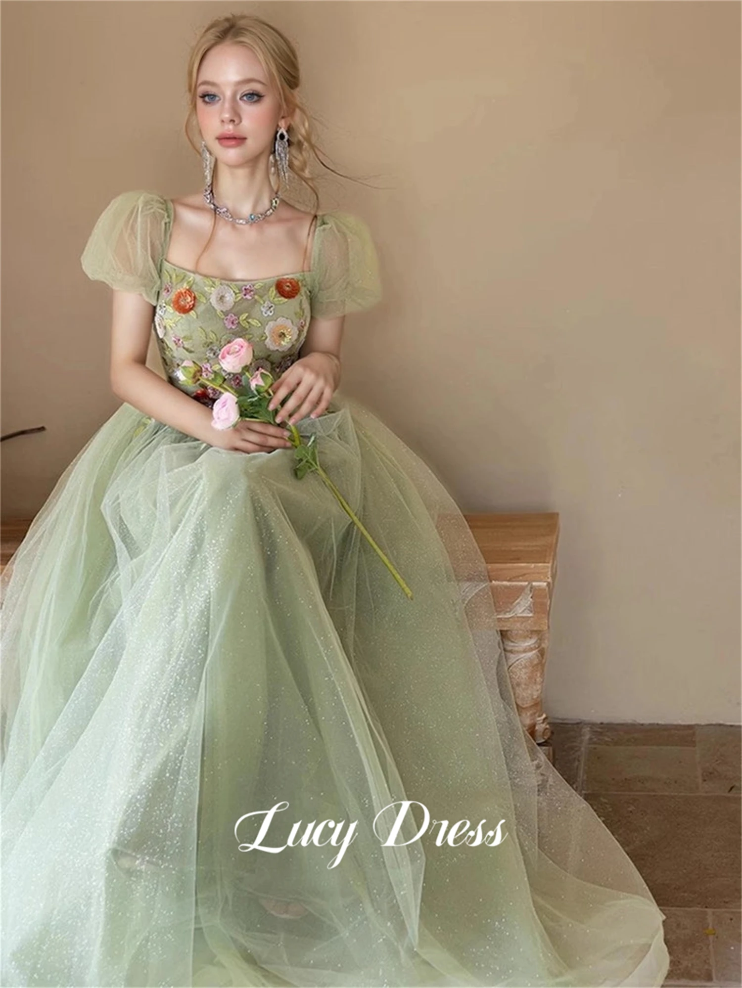 

Lucy Bridesmaid Dresses Puff Sleeves Three-dimensional Flower Fabric Birthday Party Dress Wedding Graduation Gown Customized