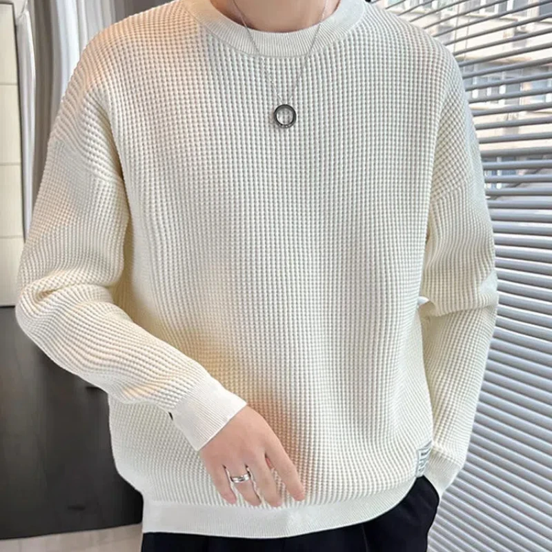 Korean Fashion Autumn Sweaters Men's O-Neck Solid Button Waffler High Street Long Sleeve Pullovers Bottoming Shirt Knitted Tops