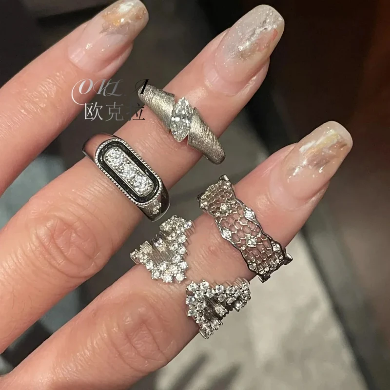 

OKLA Italian Retro Jewelry Hollow Lace Honeycomb Design Silver Color Rings Black Enamel Inlaid Zircon Ring For Women