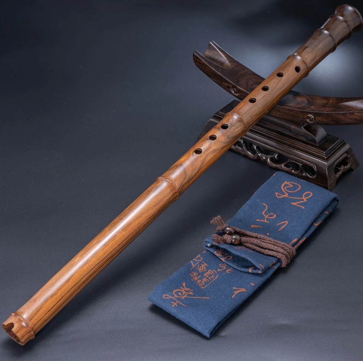 Yellow Sandalwood Nanxiao Flute One Piece Solid Wood 8 Holes Through End Crack Resistant Professional Performance Chinese Vertic