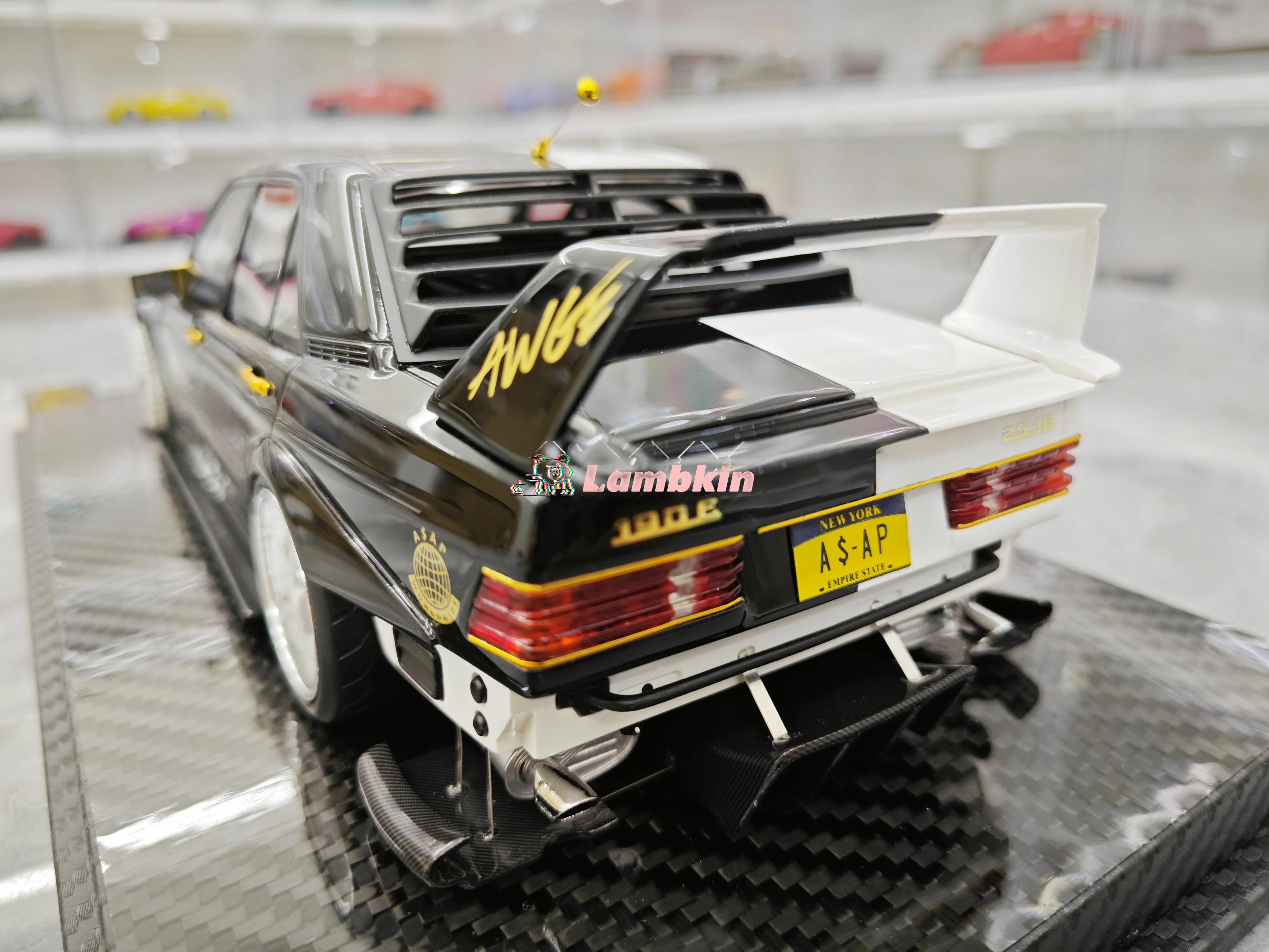 Vip 1:18 Voor Explosieve Gemodificeerde Benz 190e Aasp Rocky Limited Edition Simulatie Hars Automodelcollectie