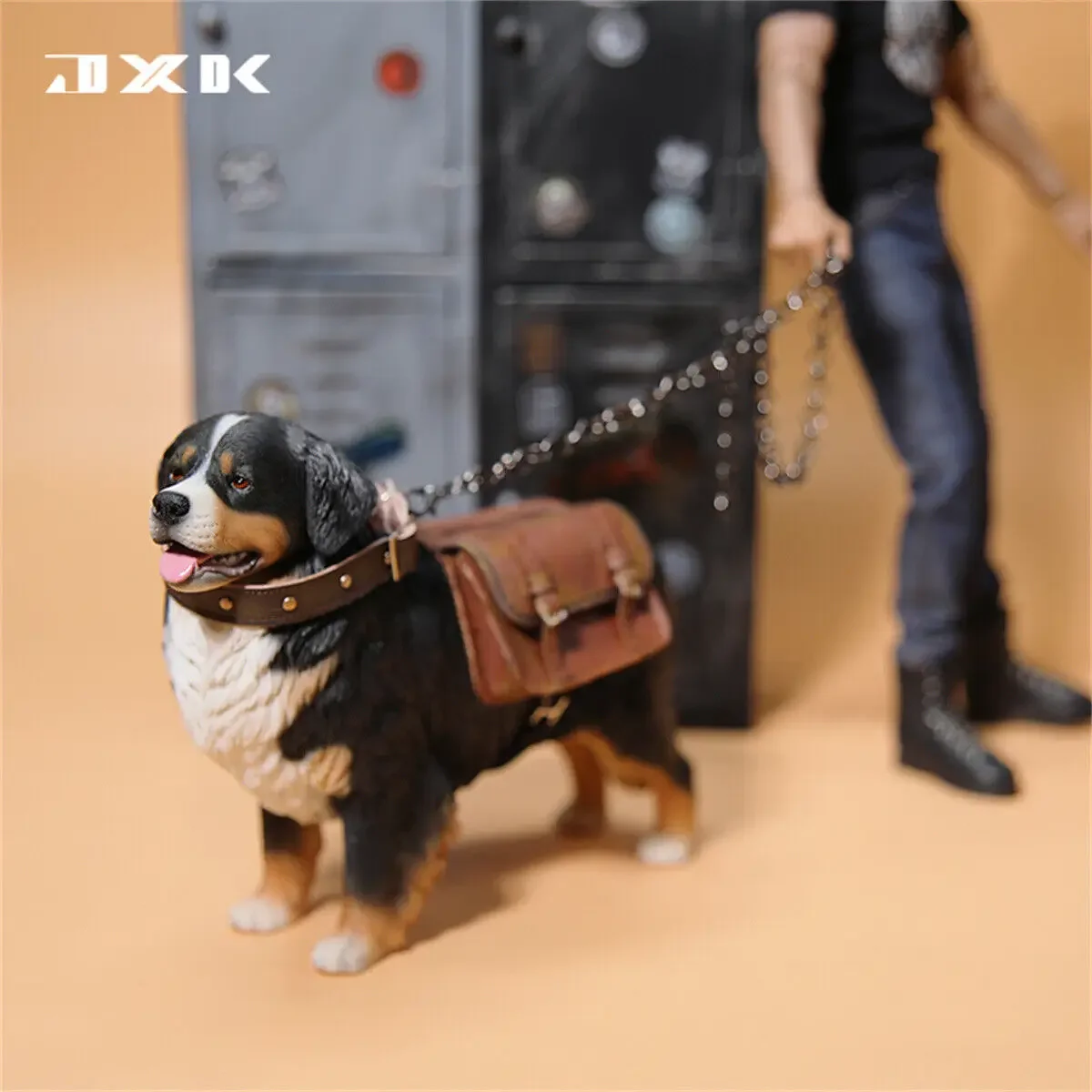 JXK 1/6 Bernese Mountain Dog Model Animal Pet Figure Collector Realistic Scene Soldier Decoration Kids Gift Educational Toy