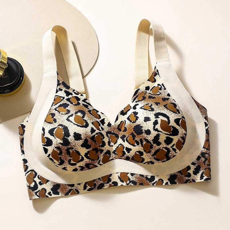 Vew Seamless Leopar…