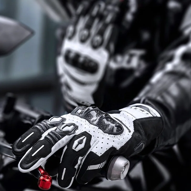 SCOYCO Men Women Summer Breathable Motorcycle Riding Gloves Carbon Fiber Motorbike Touch Screen Glove Knight Street Gear