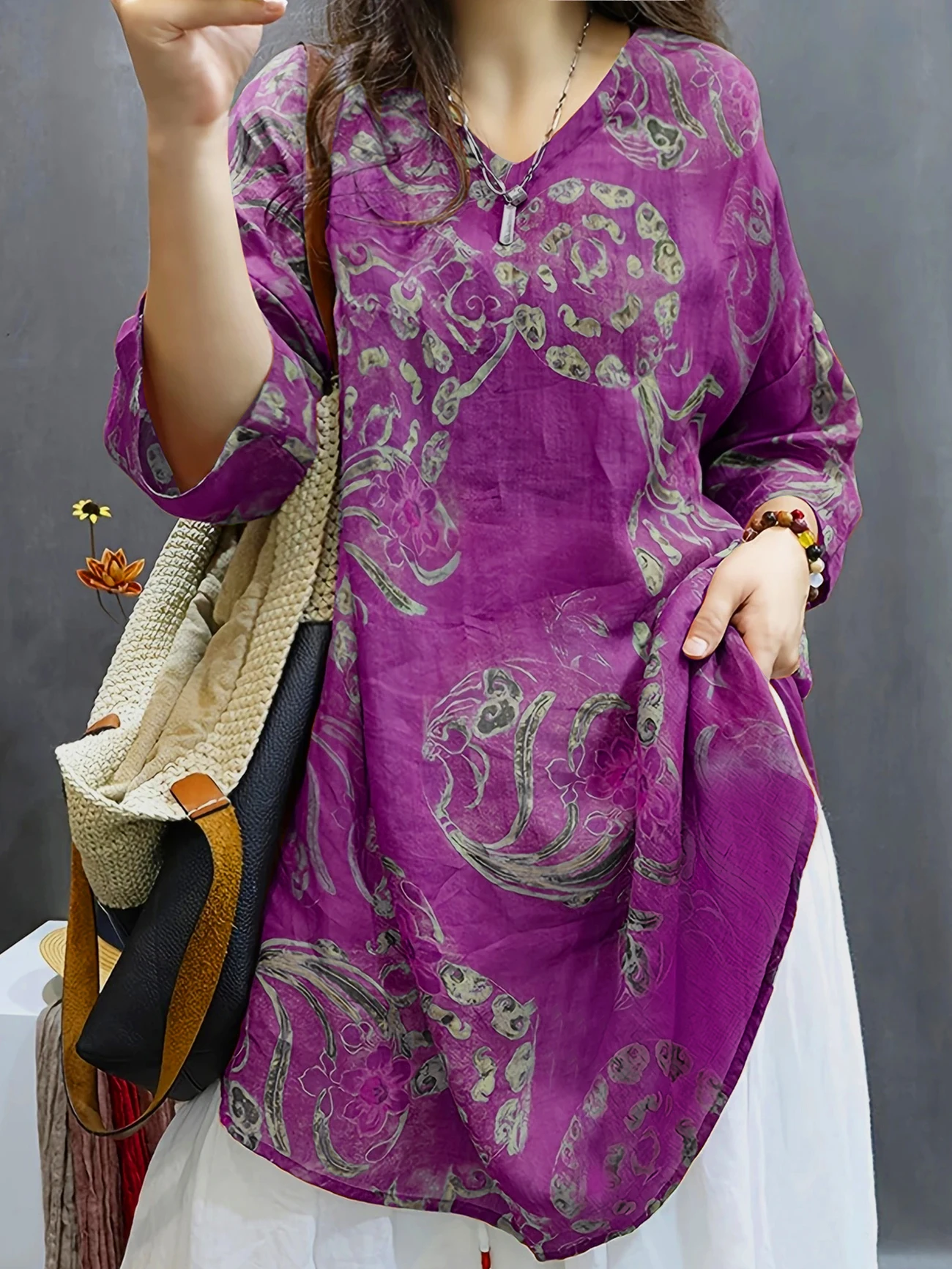 

Женская популярная верхняя рубашка больших размеров с цветочным принтом и половиной рукавов на весну и осень