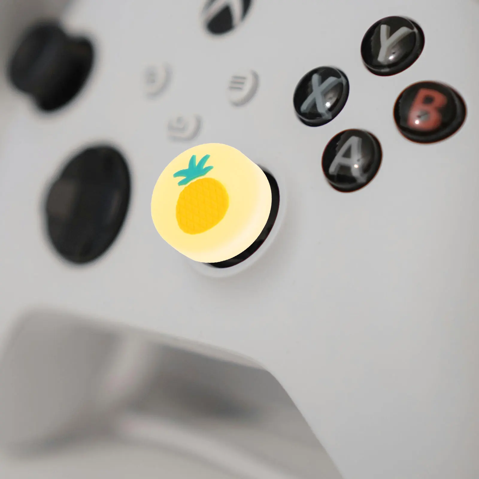 

4pcs Joystick Caps Glow in Dark Switch Thumb Grips Anti-scratch Protective Button Covers Gaming Accessories Phone Accessories